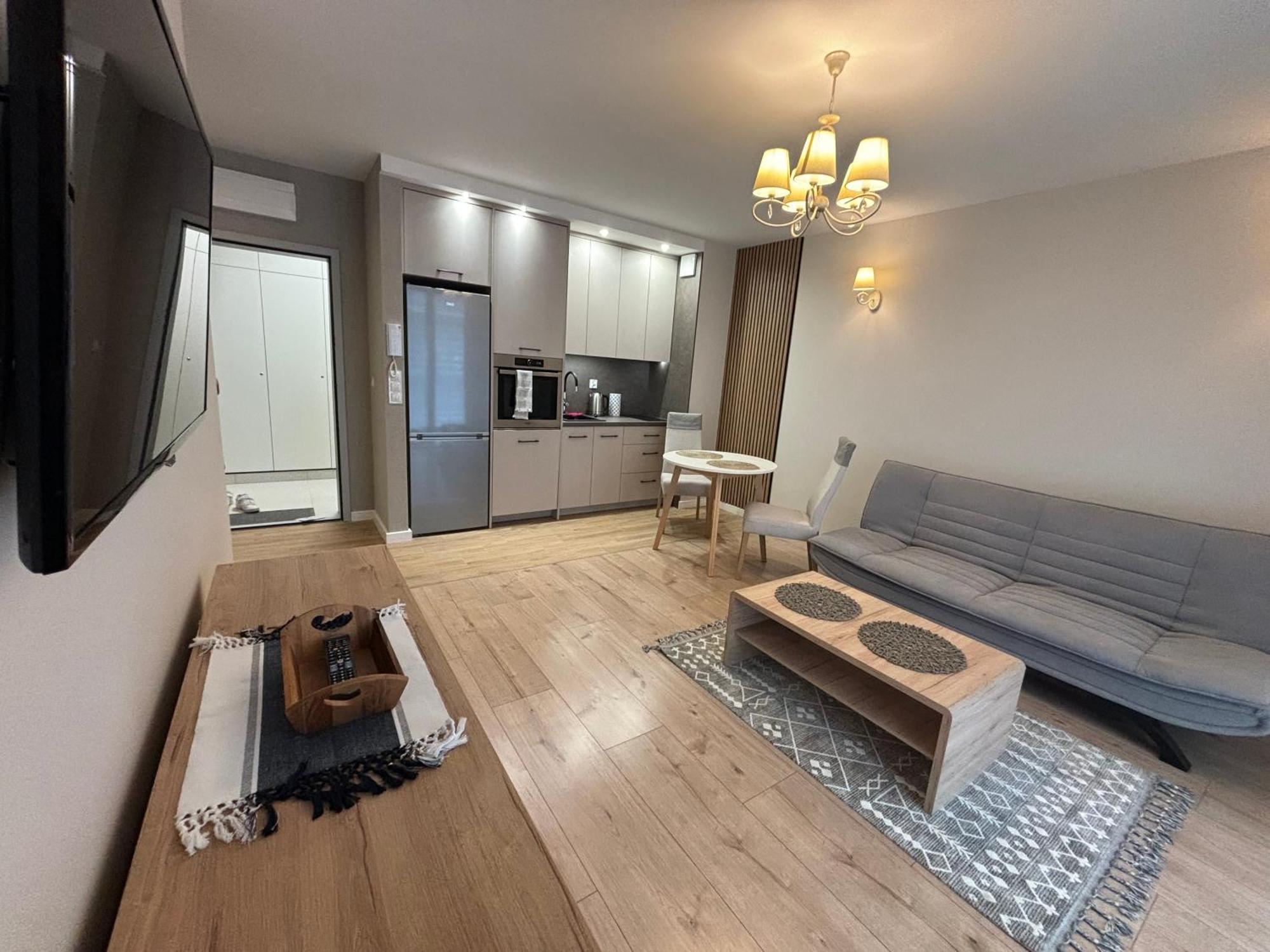 Apartamenty W Centrum Bialegostoku Z Parkingiem W Garazu Podziemnym Белосток Экстерьер фото
