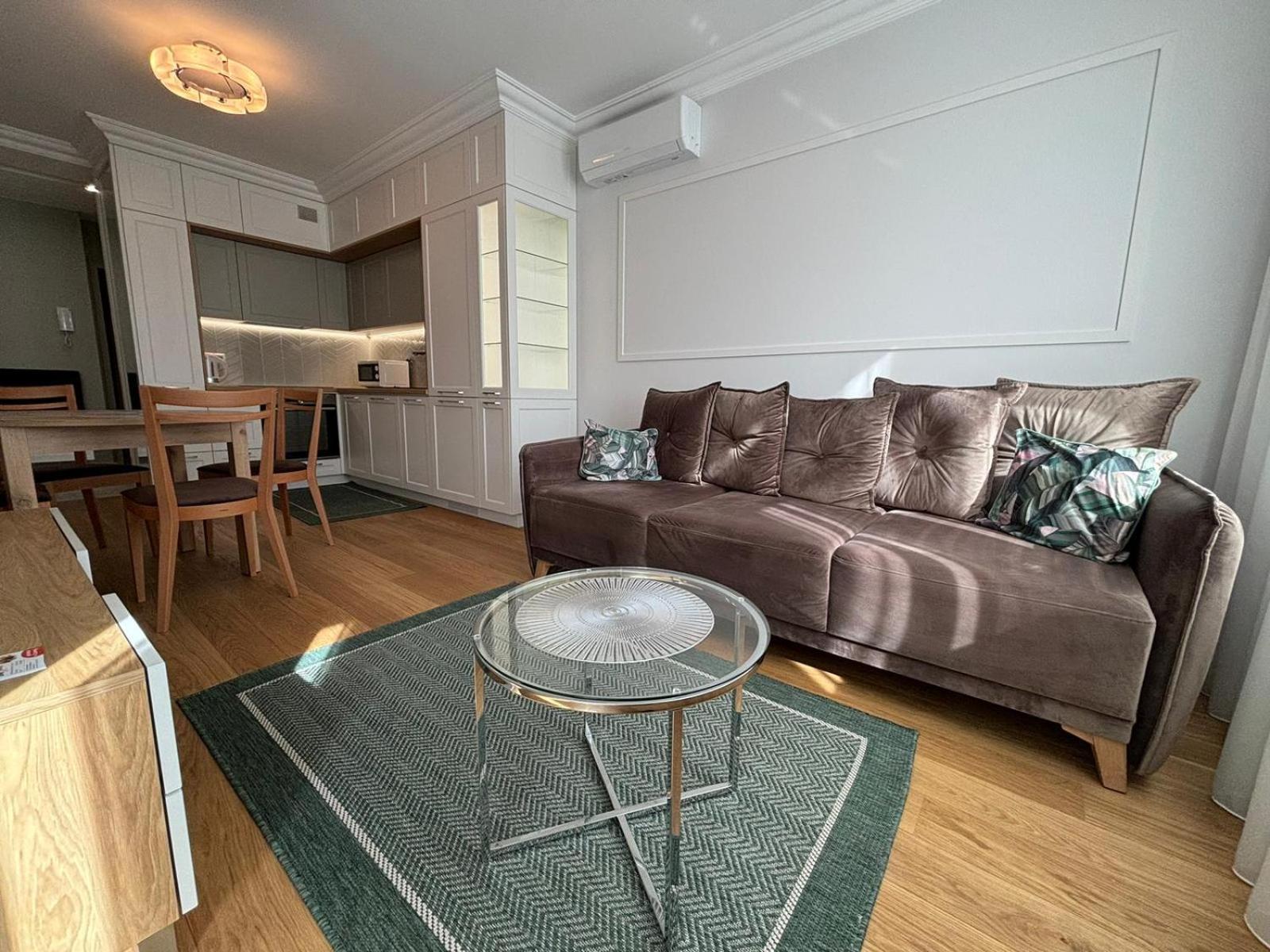 Apartamenty W Centrum Bialegostoku Z Parkingiem W Garazu Podziemnym Белосток Экстерьер фото